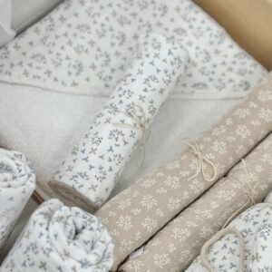 Baby Box Little Leaves